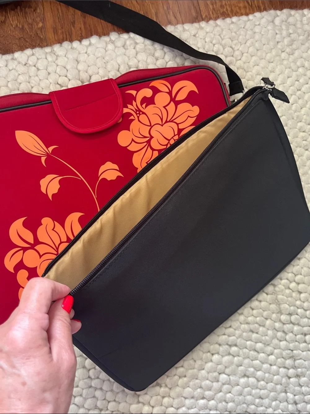 Neoprene laptop case sleeve